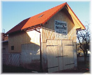 [Dachstuhl und Au�enverkleidung]