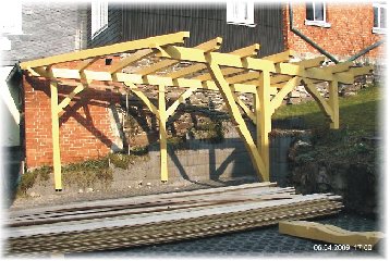 [Carports in ungleichm��iger Ausf�hrung]