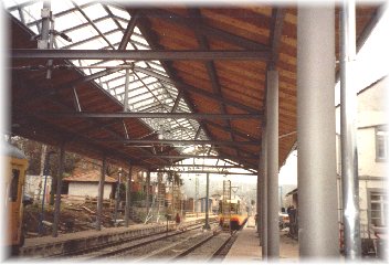 [Dach f&uuml;r Bahnhofsgeb.]