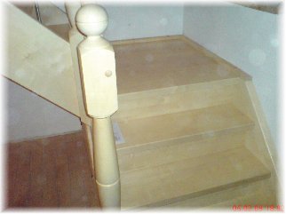 [Fertige Podesttreppe]